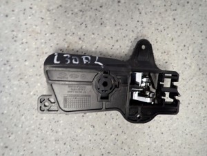 HYUNDAI i30 07-12 KLAMKA DRZWI TYLNA LEWA WEWNĘTRZNA CHROM 5/7 MINIATURA