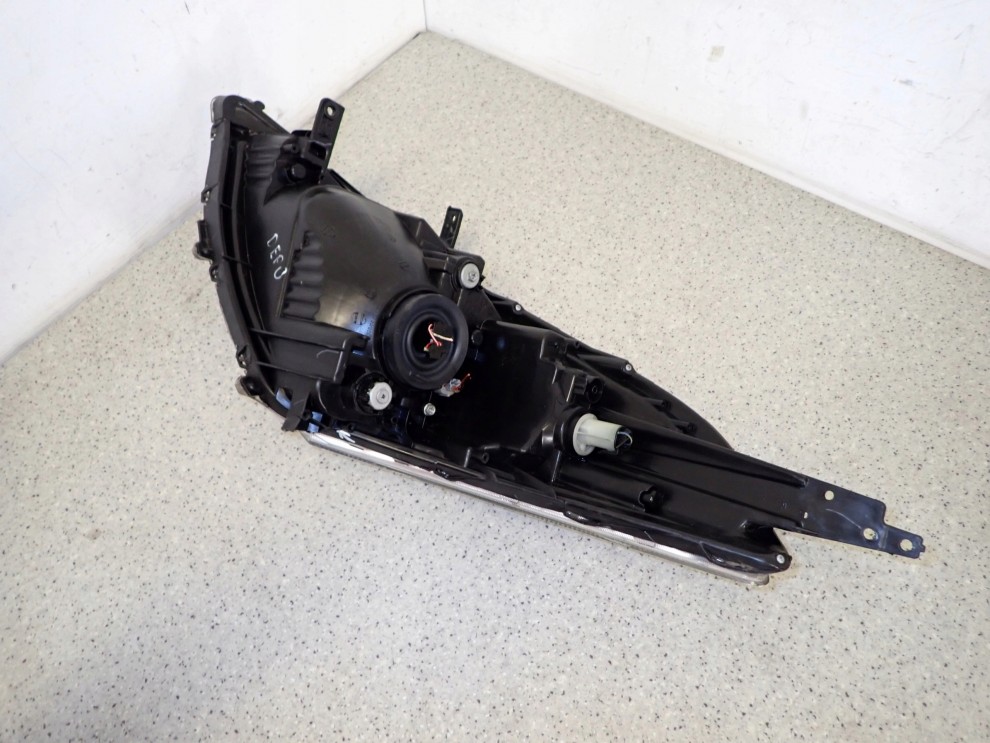 SUZUKI SWIFT MK7 10-16 REFLEKTOR PRZEDNI PRAWY LAMPA PRZÓD EUROPA 5/11