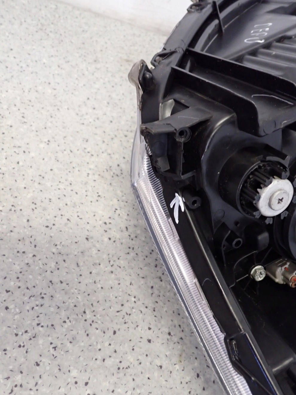 SUZUKI SWIFT MK7 10-16 REFLEKTOR PRZEDNI PRAWY LAMPA PRZÓD EUROPA 6/11