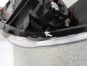 SUZUKI SWIFT MK7 10-16 REFLEKTOR PRZEDNI PRAWY LAMPA PRZÓD EUROPA 9/11 MINIATURA