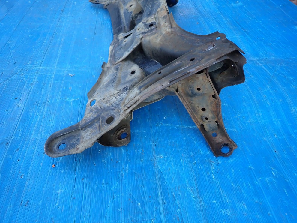 TOYOTA YARIS II 05-11 SANKI BELKA POD SILNIK 7/8