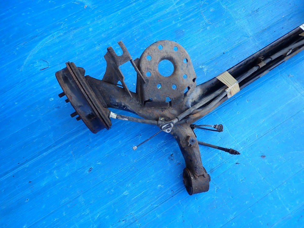 TOYOTA YARIS II 06- BELKA TYLNA ZAWIESZENIA TYŁ 7/10