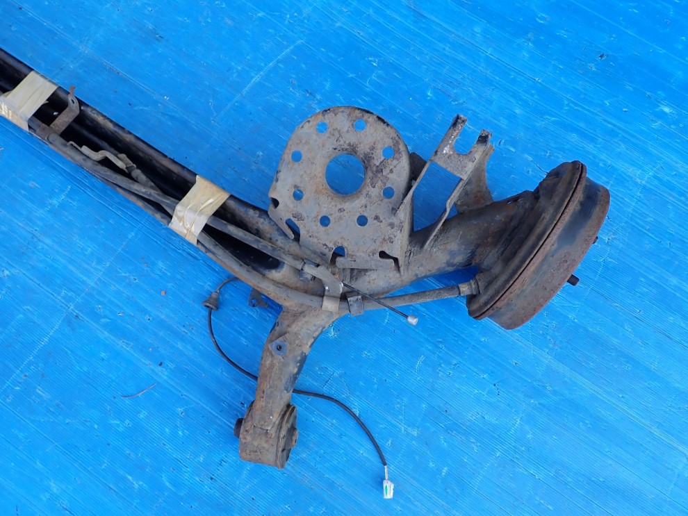 TOYOTA YARIS II 06- BELKA TYLNA ZAWIESZENIA TYŁ 10/10