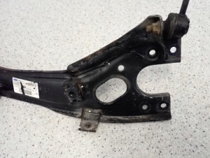 KIA CARENS III 06-11 WAHACZ TYLNY PRAWY 4/5 MINIATURA