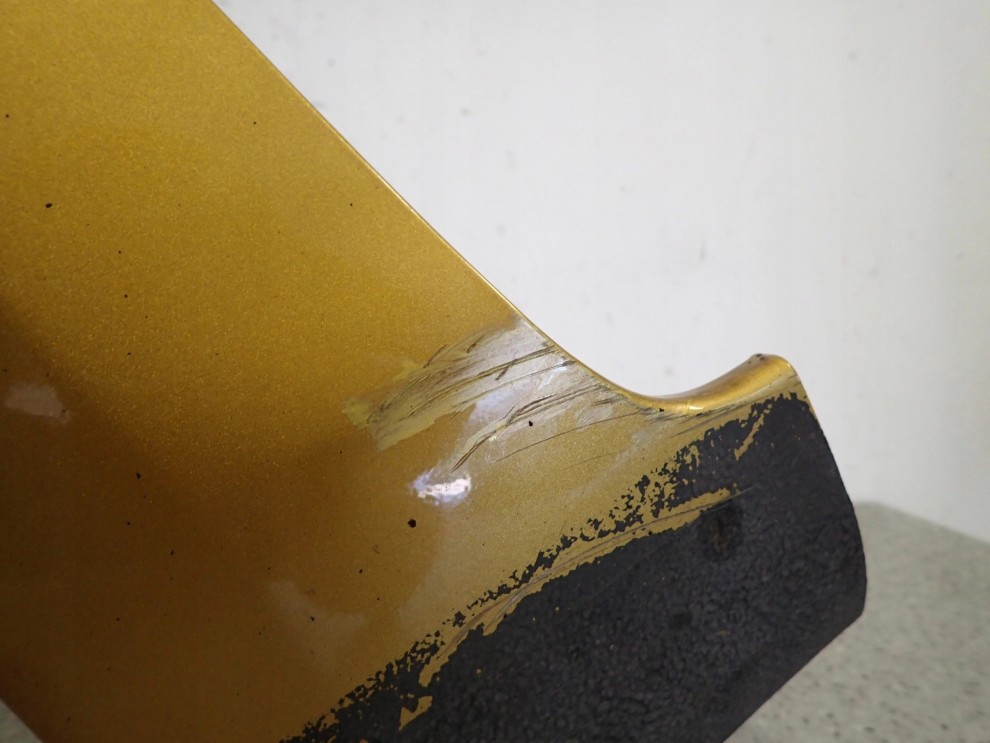 SUZUKI SWIFT MK7 10-16 BŁOTNIK PRZEDNI LEWY ZUR 3/9