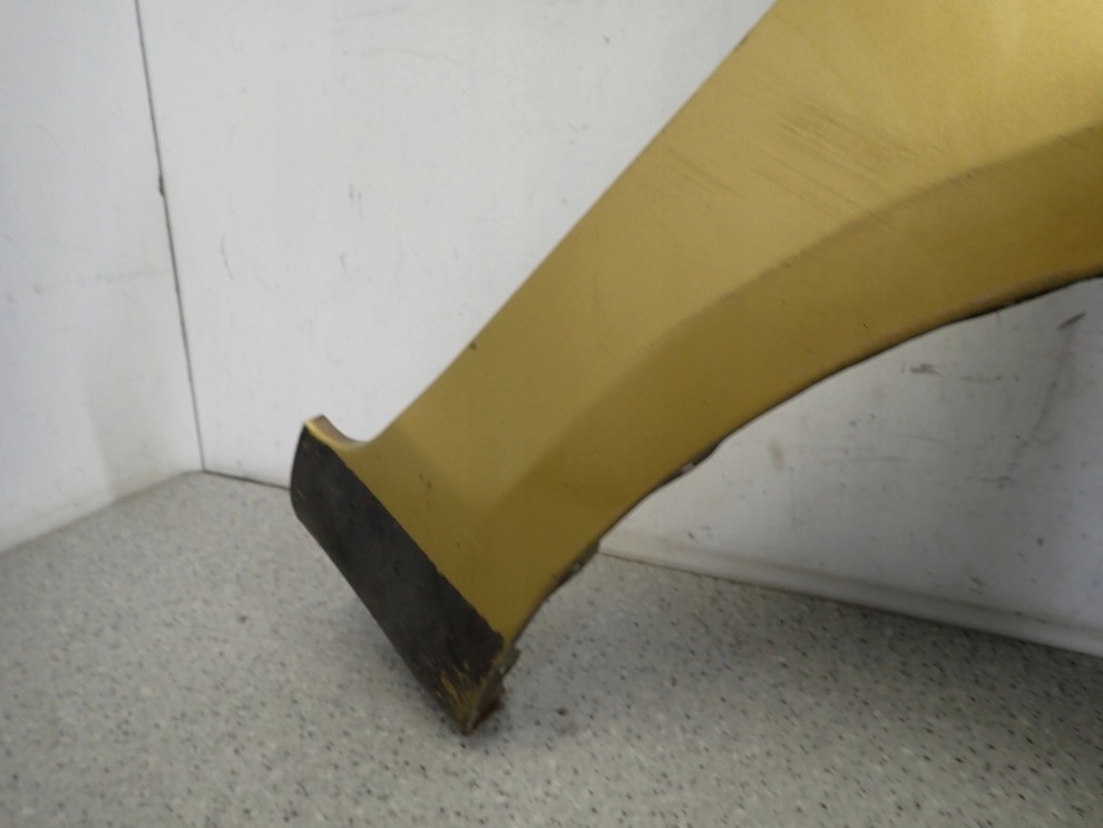 SUZUKI SWIFT MK7 10-16 BŁOTNIK PRZEDNI PRAWY ZUN 6/11