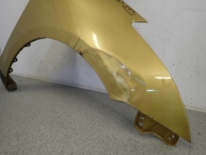 SUZUKI SWIFT MK7 10-16 BŁOTNIK PRZEDNI PRAWY ZUN 3/11 MINIATURA