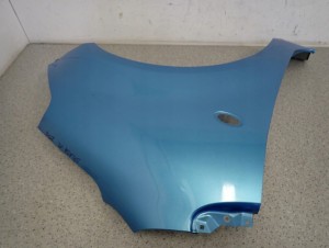 SUZUKI SPLASH 08-14 BŁOTNIK PRZEDNI PRAWY ZDQ 5/8 MINIATURA