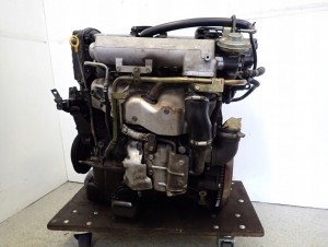 NISSAN PRIMERA P11 SILNIK MOTOR 2.0 TD DIESEL CD20 6/8 MINIATURA