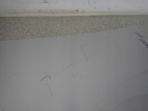 TOYOTA YARIS II 06-11 MASKA POKRYWA SILNIKA 1E7 11/12 MINIATURA