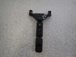 SUZUKI SPLASH LIFT 12-14 WSPORNIK ZAMKA MASKI ATRAPY