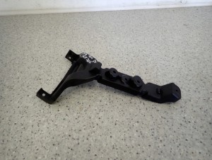 SUZUKI SPLASH LIFT 12-14 WSPORNIK ZAMKA MASKI ATRAPY 3/5 MINIATURA