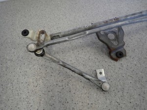 SUZUKI SWIFT 04- MK6 MECHANIZM WYCIERACZEK PRZÓD 2/7 MINIATURA