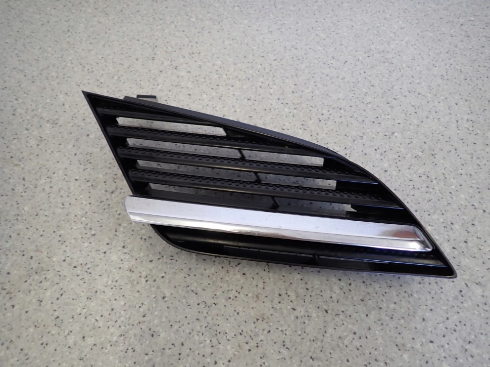 NISSAN PRIMERA P12 02-07 ATRAPA PRZEDNIA PRAWA 1/4