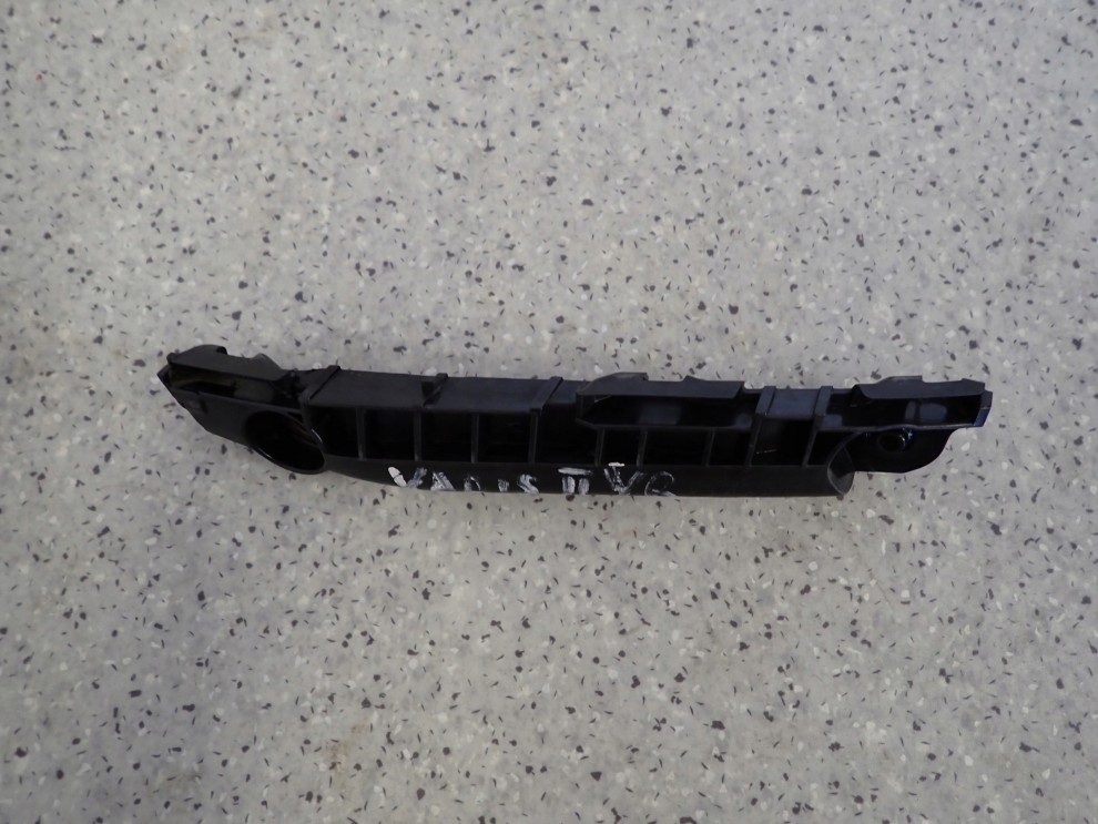 TOYOTA YARIS II 06-11 ŚLIZG ZDERZAKA PRZEDNI PRAWY 2/3