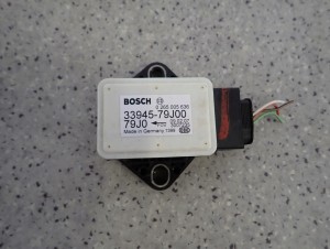 SUZUKI SX4 FIAT SEDICI 06-13 CZUJNIK TORU JAZDY ESP 1/3 MINIATURA