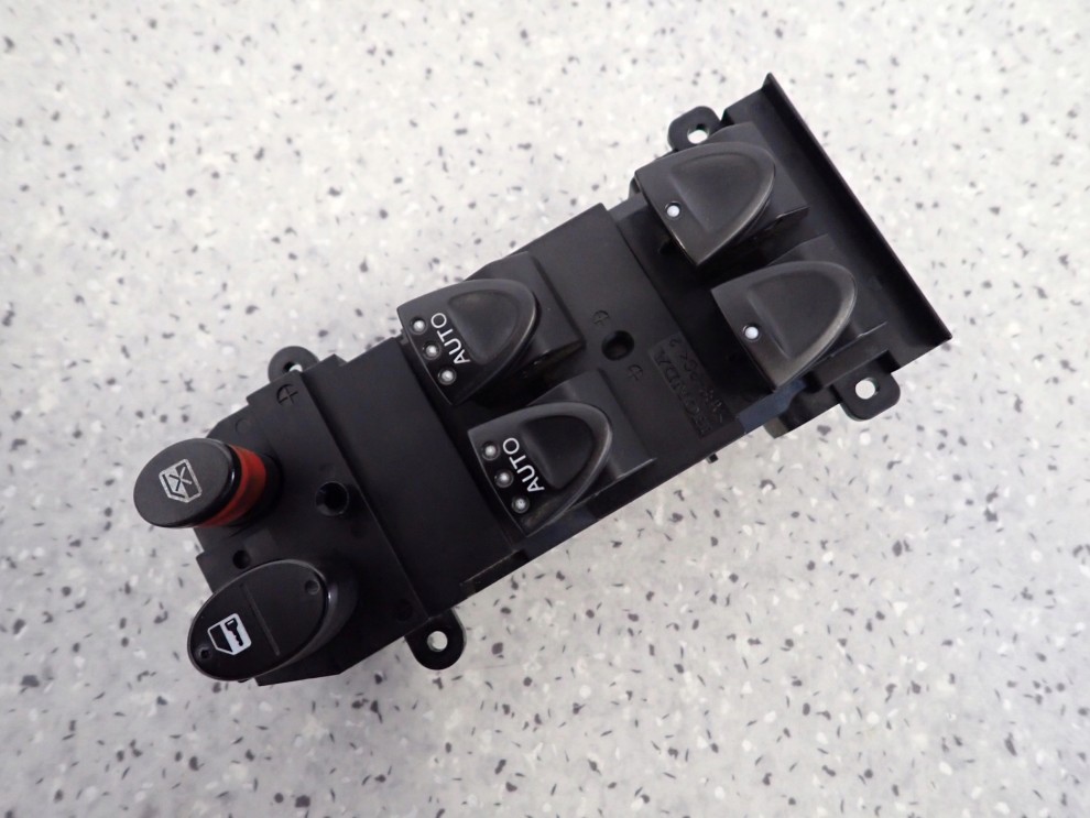 HONDA CIVIC UFO VIII 06-11 PANEL STEROWANIA SZYBAMI PRZEDNI LEWY 2/6