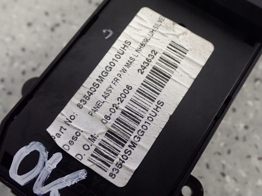 HONDA CIVIC UFO VIII 06-11 PANEL STEROWANIA SZYBAMI PRZEDNI LEWY 5/6