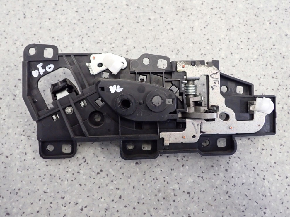 CIVIC VIII UFO 06-11 KLAMKA PRZEDNIA LEWA WEWNĘTRZNA 2/2