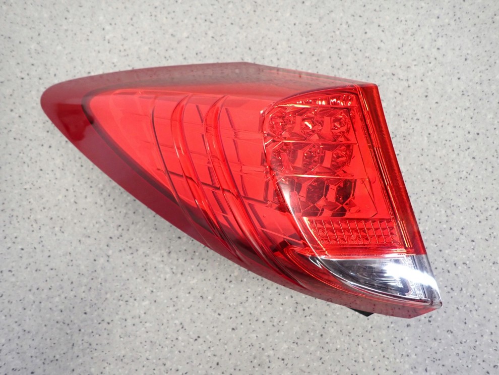 HONDA CIVIC 9 IX HB 12- LAMPA TYLNA LEWA ZWNĘTRZNA 1/9