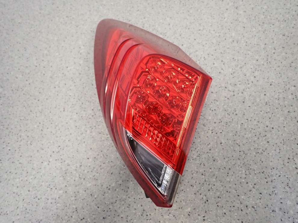 HONDA CIVIC 9 IX HB 12- LAMPA TYLNA LEWA ZWNĘTRZNA 2/9