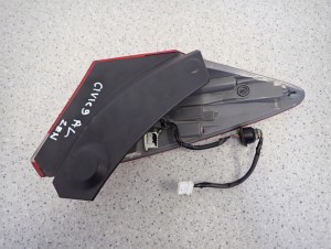 HONDA CIVIC 9 IX HB 12- LAMPA TYLNA LEWA ZWNĘTRZNA 7/9 MINIATURA