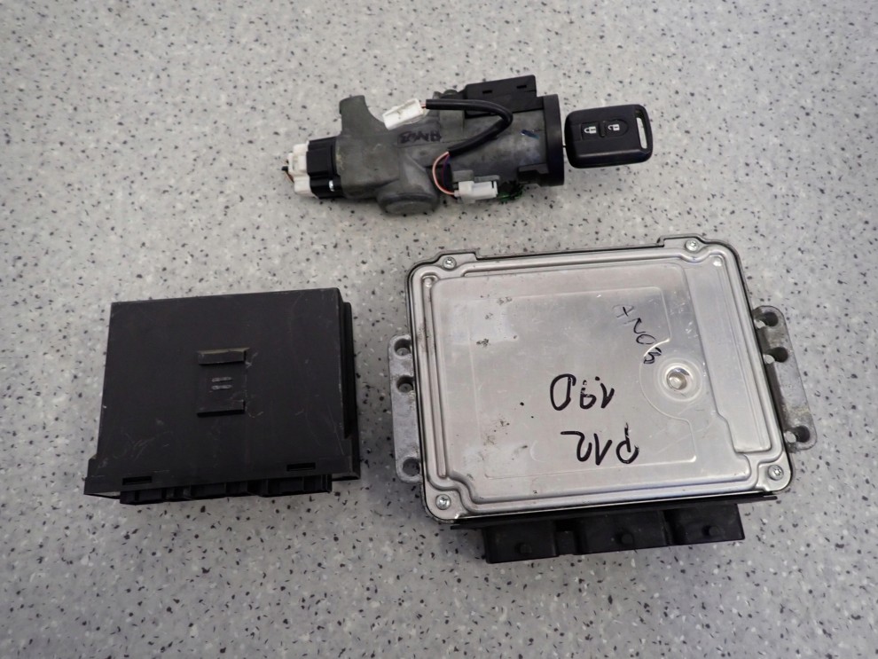 NISSAN PRIMERA P12 02-07 1.9 DCI ZESTAW STARTOWY 4/6