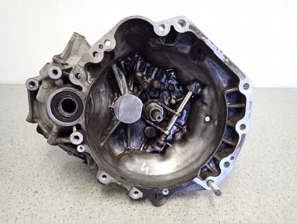 SUZUKI SWIFT 07-09 1.3i SKRZYNIA BIEGÓW MANUALNA PO WYMIANIE ŁOŻYSK 1/10