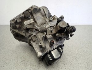 SUZUKI SWIFT 07-09 1.3i SKRZYNIA BIEGÓW MANUALNA PO WYMIANIE ŁOŻYSK 4/10 MINIATURA