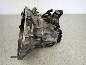 SUZUKI SWIFT 07-09 1.3i SKRZYNIA BIEGÓW MANUALNA PO WYMIANIE ŁOŻYSK 9/10 MINIATURA