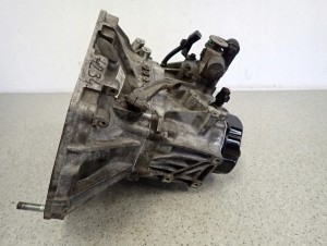 SUZUKI SWIFT 07-09 1.3i SKRZYNIA BIEGÓW MANUALNA PO WYMIANIE ŁOŻYSK 10/10 MINIATURA