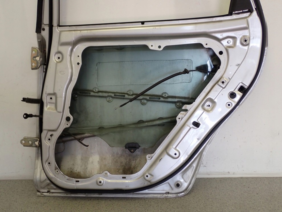 KIA CEED I HATCHBACK 07-12 DRZWI TYLNE PRAWE 9S 10/13