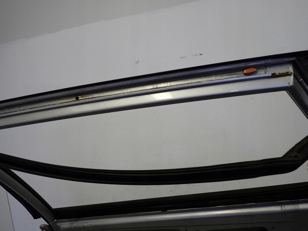 KIA CEED I HATCHBACK 07-12 DRZWI TYLNE PRAWE 9S 12/13