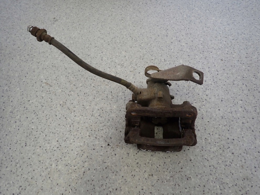 CIVIC VIII UFO 06-11 ZACISK HAMULCOWY TYLNY PRAWY 3/4