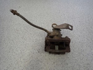 CIVIC VIII UFO 06-11 ZACISK HAMULCOWY TYLNY PRAWY 3/4 MINIATURA