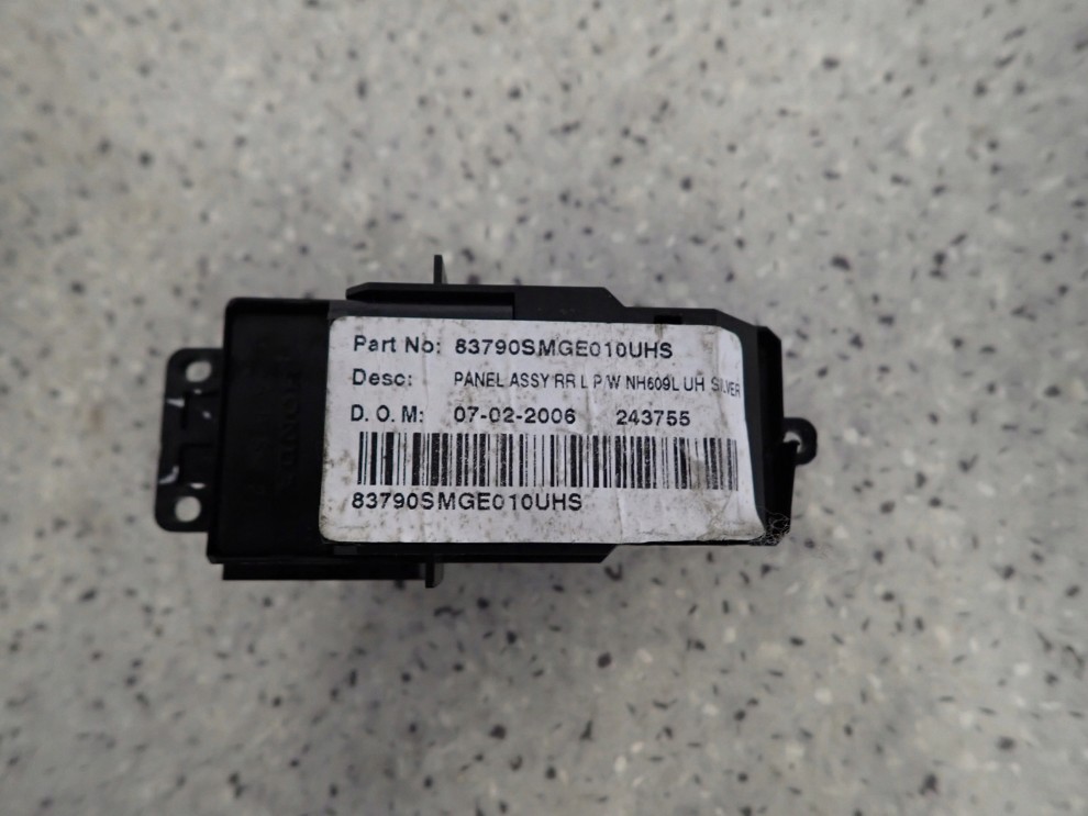 HONDA CIVIC UFO VIII 06-11 PRZEŁĄCZNIK SZYBY TYLNY LEWY 4/6