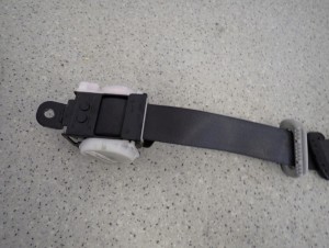 HONDA CIVIC UFO VIII 06-12 PAS BEZPIECZEŃSTWA TYLNY LEWY 4/5 MINIATURA