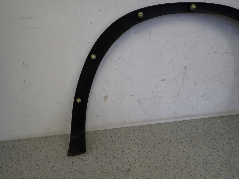 SUZUKI IGNIS 00-03 LISTWA BŁOTNIKA PRZEDNIA LEWA 5/6