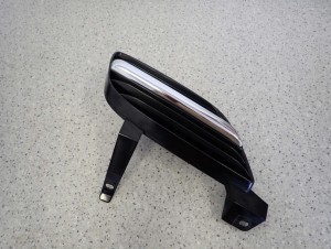 NISSAN ALMERA N16 00-03 ATRAPA PRZEDNIA PRAWA 3/4 MINIATURA