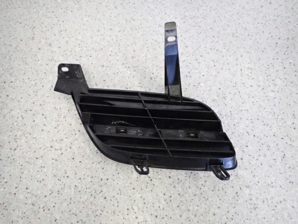 NISSAN ALMERA N16 00-03 ATRAPA PRZEDNIA LEWA 3/3