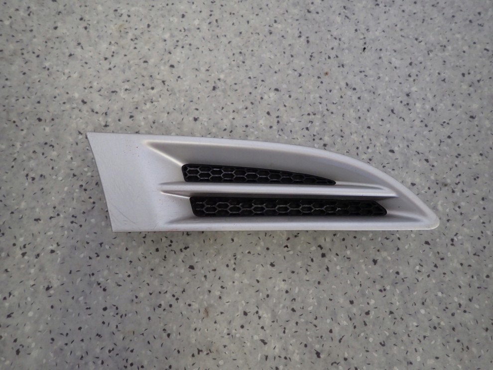 CHEVROLET AVEO T250 07- LISTWA ZAŚLEPKA BŁOTNIKA PRZEDNIA PRAWA 1/4