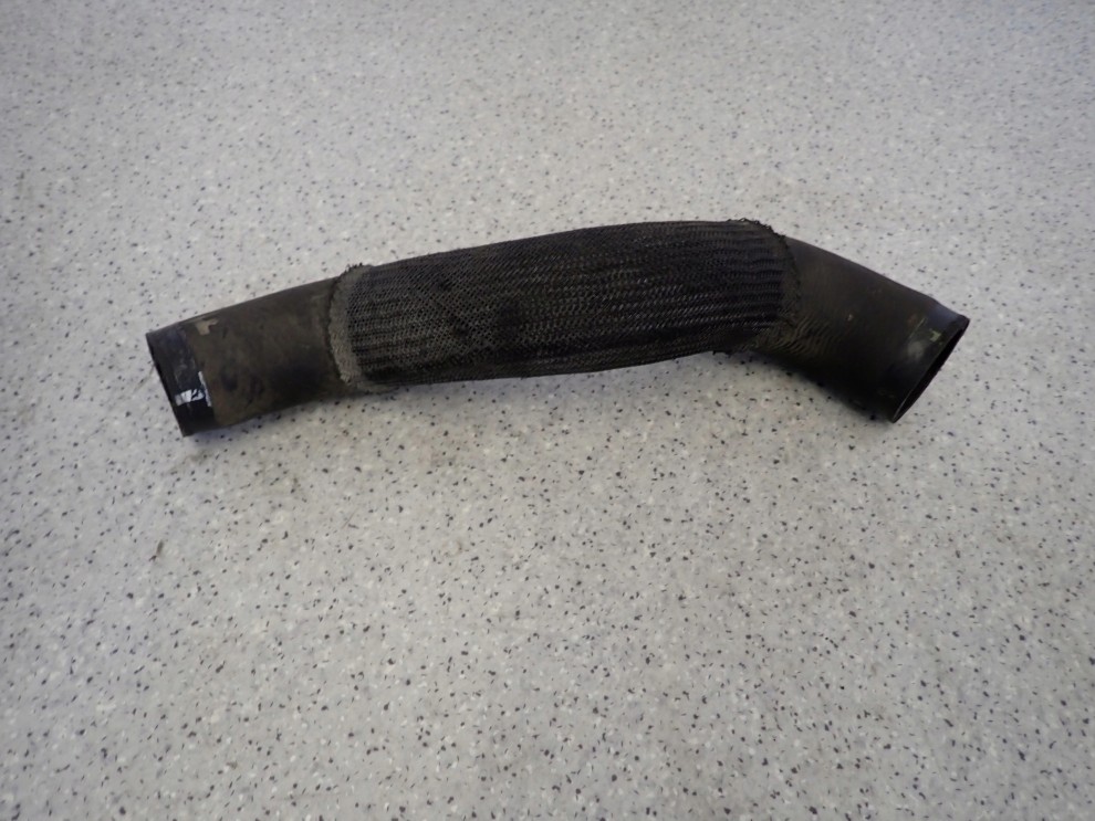 MAZDA 6 MAZDA6 06-07 2.0D RF7 RURA PRZEWÓD POWIETRZA INTERCOOLERA 5/8