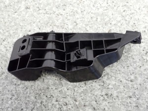 SUZUKI SWIFT MK7 10- ŚLIZG ZDERZAKA PRZEDNI PRAWY NOWY 2/4 MINIATURA