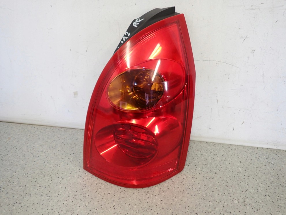 NISSAN PRIMERA 02- 07 P12 KOMBI LAMPA TYLNA PRAWA 3/6