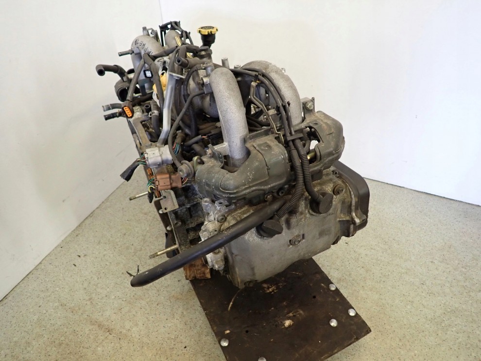 SUBARU IMPREZA 1.6 00-06 SILNIK MOTOR EJ16 201 TYŚ km 5/8