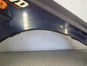 SSANGYONG MUSSO 95- BŁOTNIK PRZEDNI PRAWY 4/13 MINIATURA