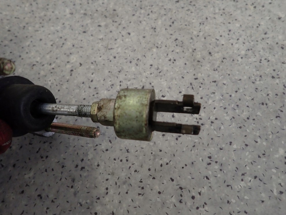 TOYOTA CAMRY 92-95 POMPKA SPRZĘGŁA 4/4