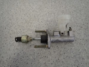 TOYOTA CAMRY 92-95 POMPKA SPRZĘGŁA 1/4 MINIATURA