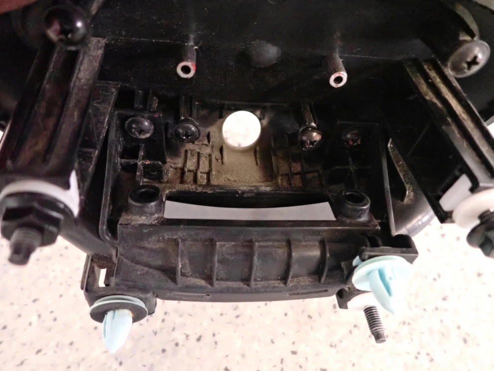 HYUNDAI VELOSTER I 11-18 KLAMKA KLAPY BAGAŻNIKA OBUDOWA KLAMKI MZH 3/4