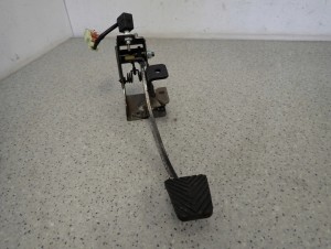 KIA RIO II 05-10 PEDAŁ SPRZĘGŁA 2/3 MINIATURA